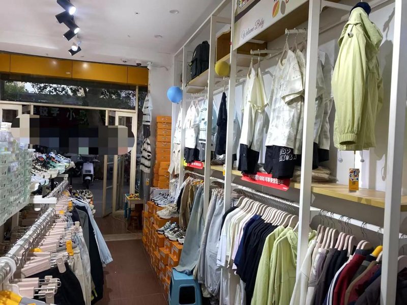 宿州服装店新气象：时尚与传统的完美结合